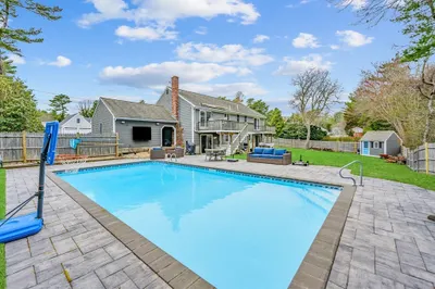 153 Hickory Hill Circke Cir 1