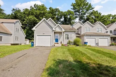 11 Ains Manor Rd #11 1