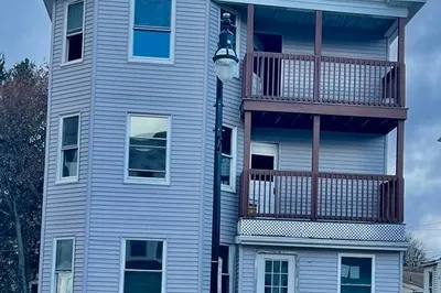 8 Massasoit Rd