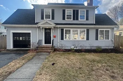 12 Pickwick Rd