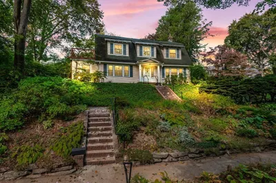 8 Montvale Rd 1