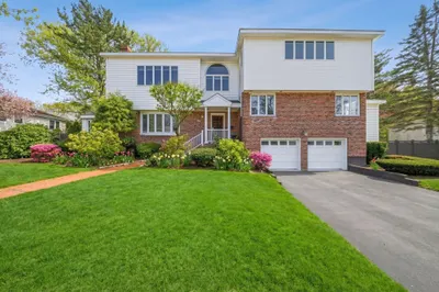 124 Deborah Rd 1