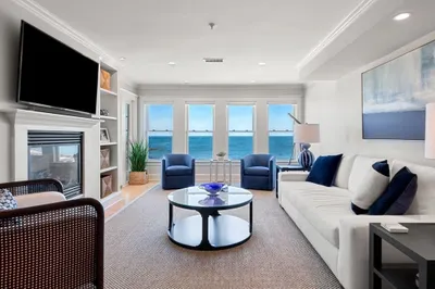 90 Glades Road #201