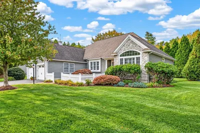22 Silver Brook Ln #22 1