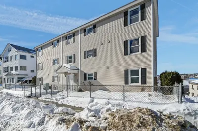 172 Perry Ave #1A 1