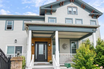 10-12 Bradbury Ave 1