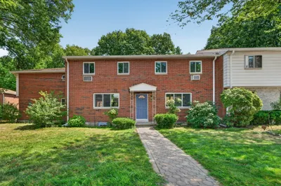 201 Bishop Drive #201