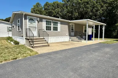 156 Vineyard Drive 1
