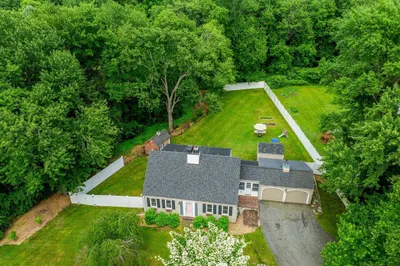 202 Marbleridge Rd 1
