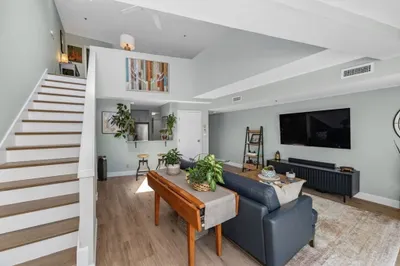 348 Rantoul St #305