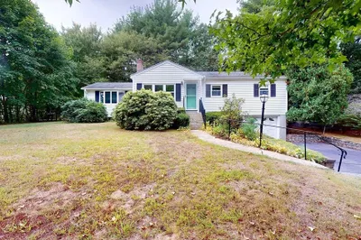 866 Pond St