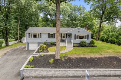 11 Southwick Rd