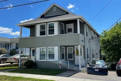 27-29 Edenfield Ave #27