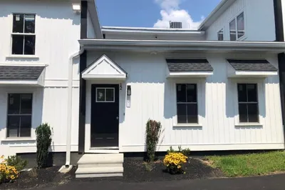 50 Frankfort Street #8 1
