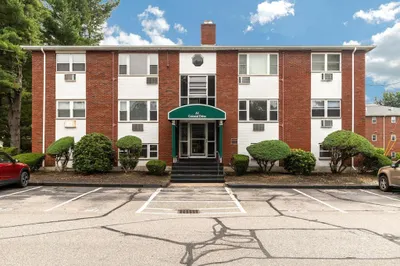 A1 Colonial Drive #4 1