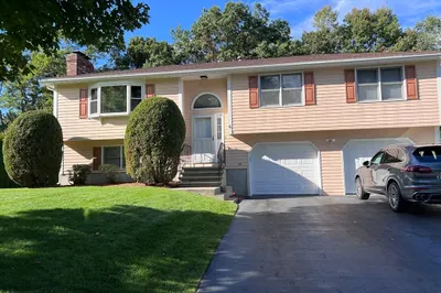 6 Cherokee Lane 1
