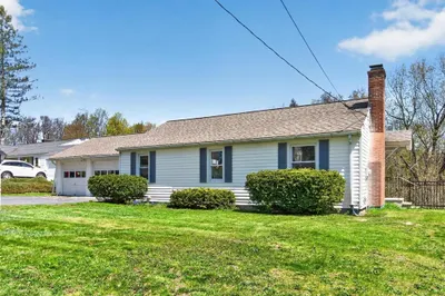 18 Hillside Dr 1