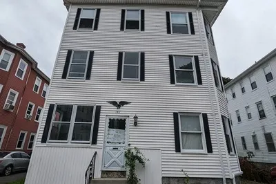 147 Pilgrim Ave #2