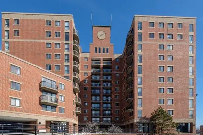 15 N Beacon S St #906 1