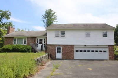 288 Truce Rd 1