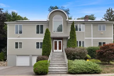56 Cynthia Rd