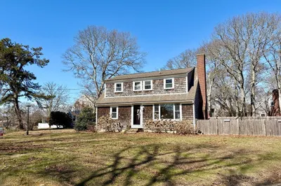50 Redwood Ln 1