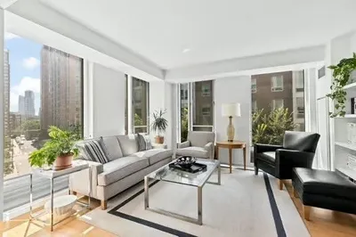 2 Earhart St #406