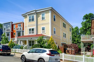 140 School St #1