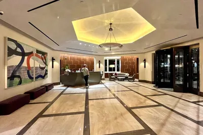 100 Lovejoy Wharf #8M