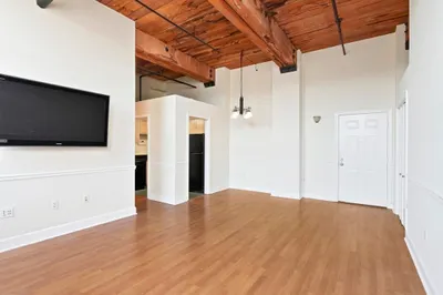 320 W 2nd St #210A