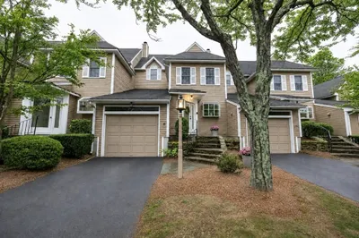 8 Fairway View Ln #8 1