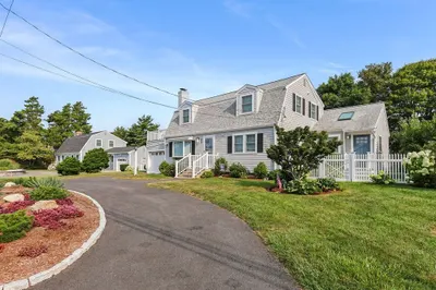 309 Wild Harbor Road 1