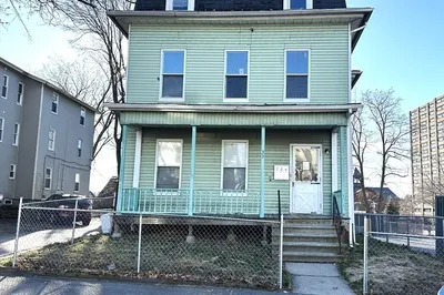 33 Russell Street 1