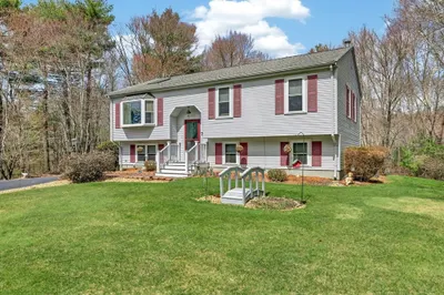 7 Tide Meadows Drive 1