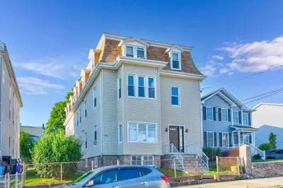 282 Sprague St 1