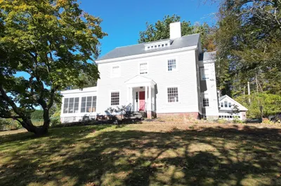 43 Crescent Street