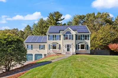 76 Russells Way 1