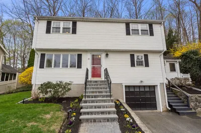 20 Elmwood Ave #Na