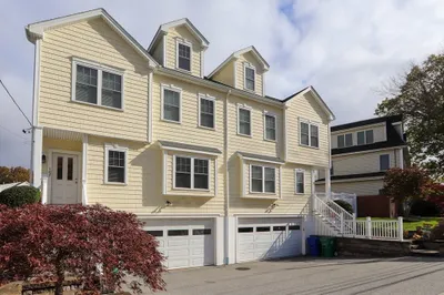 105-107 North St #105 1