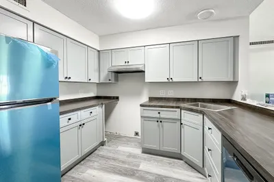 50 S Common St #509