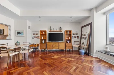 2 Avery St #27F