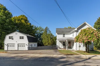 170 Hudson St 1
