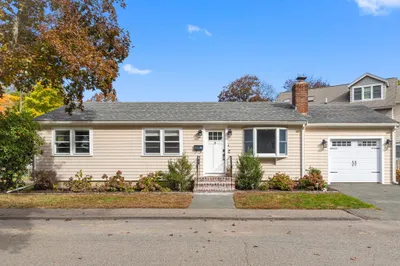 4 Pulaski Drive 1