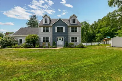 7 Beaman Ln 1