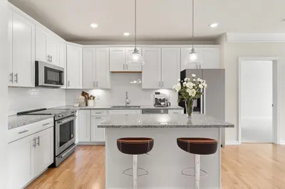 4 Stratton Drive #308 1