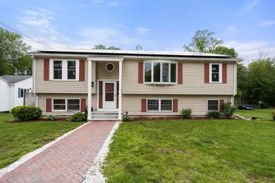 29 Hudson Ave 1