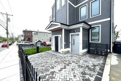 39 Rich Street #1