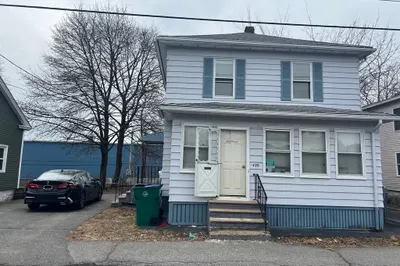 499 Concord Street 1