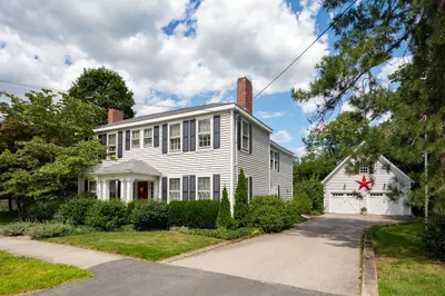 210 Union St 1