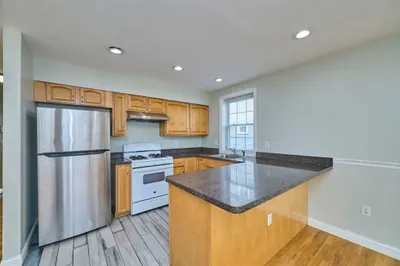 157 Fuller St #1